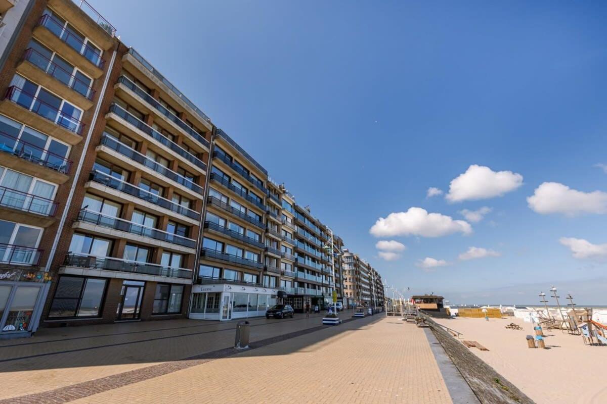 Huswell - Beachfront Apartment In Zeebrugge Esterno foto